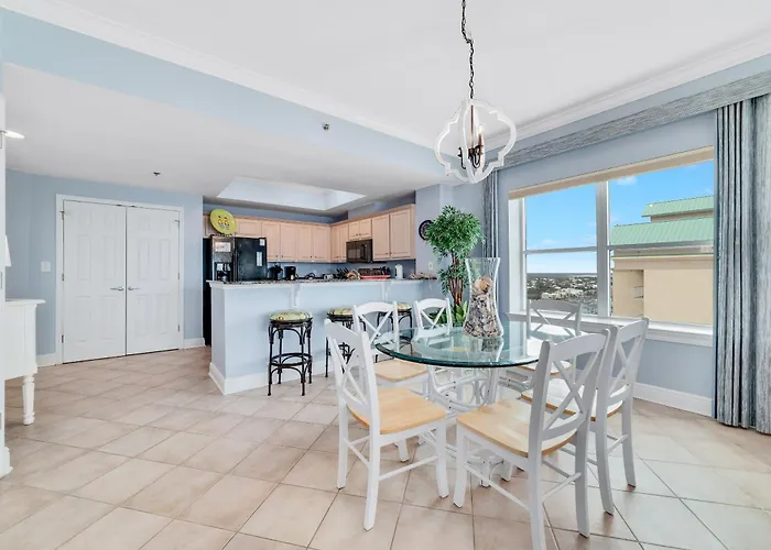 Crystal Shores West 1001
