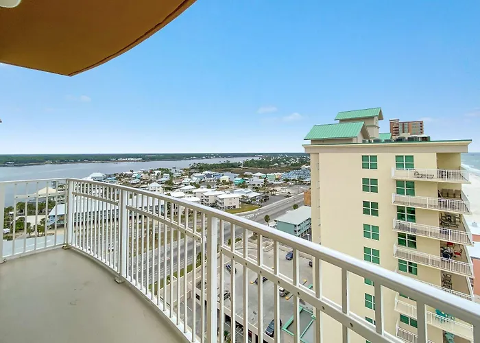 Holiday home Crystal Shores West 1001
