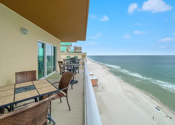 Crystal Shores West 1001 Holiday home *