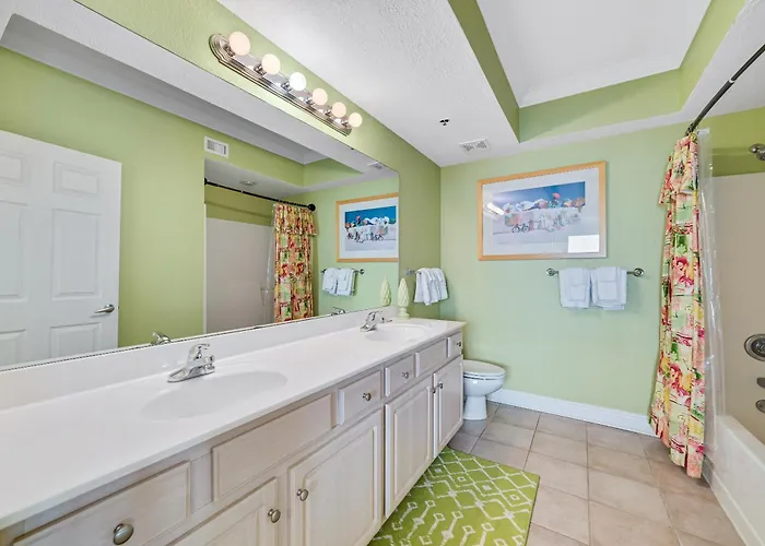 Holiday home Crystal Shores West 1001 *